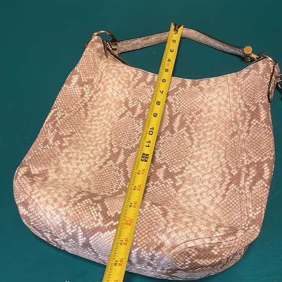 Snakeskin Michael Kors Shoulder Bag - Picture 11 of 13